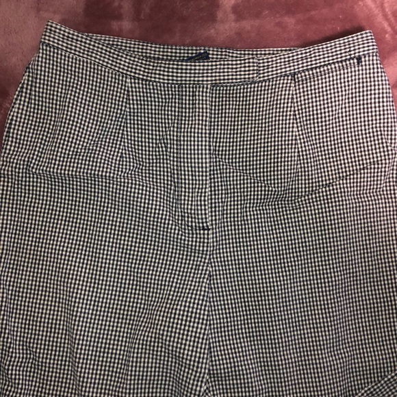 Blue checkered capris with flower embellishments - Picture 2 of 4